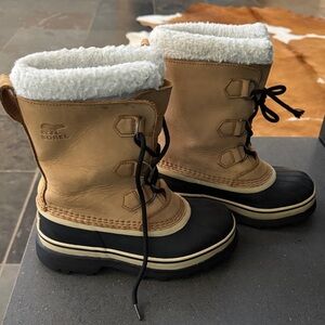 Sorel Kids size 4 Tan and Black Snow Boots—worn once